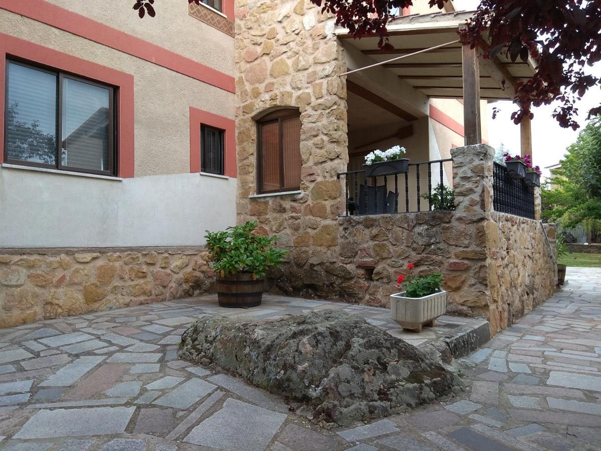 Casa Rural Las Tuyas En Segovia Palazuelos de Eresma Exteriér fotografie
