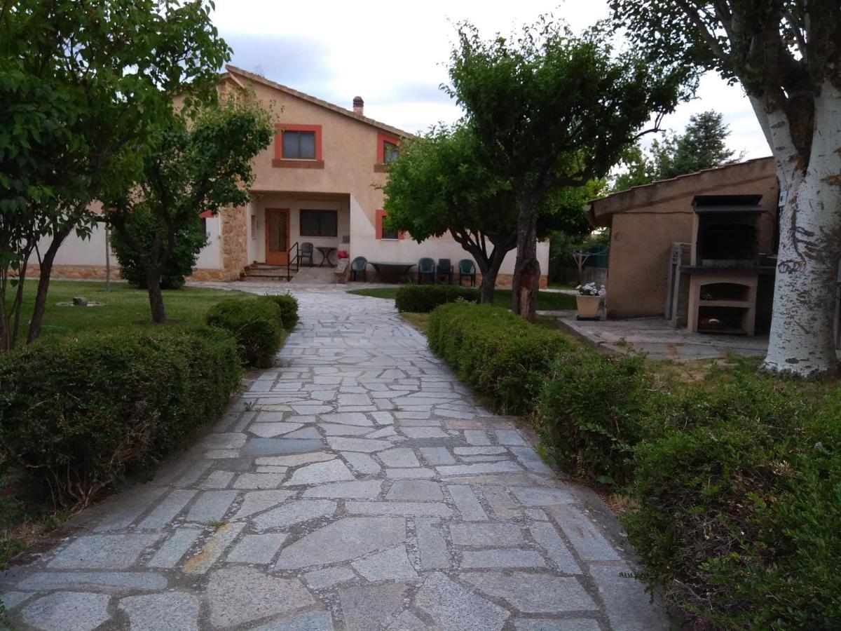 Casa Rural Las Tuyas En Segovia Palazuelos de Eresma Exteriér fotografie